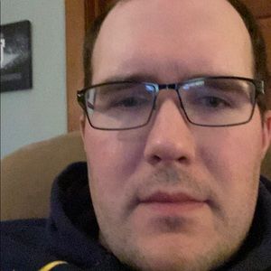 Meet your Posher, Ethan